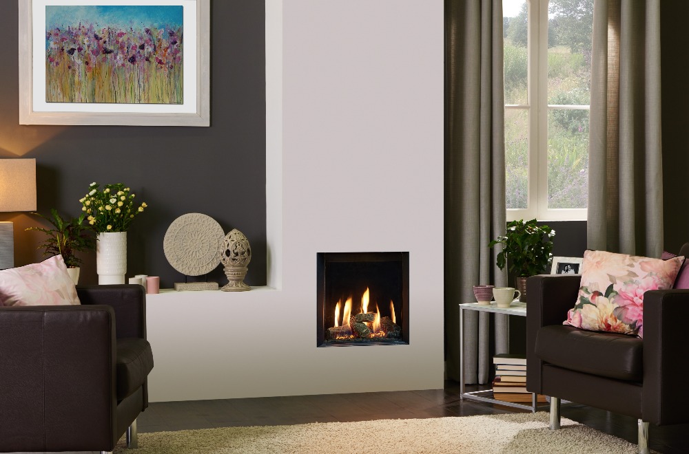 Stovax & Gazco Riva2 400 Edge gas fire with EchoFlame black glass lining
