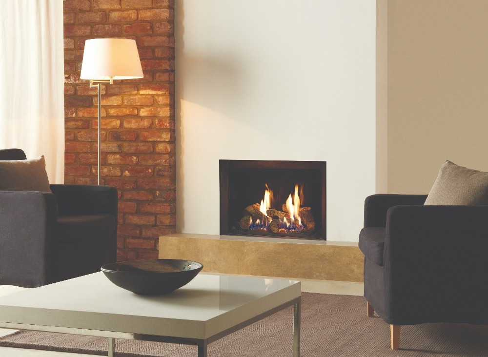 Stovax & Gazco Riva2 500 Edge gas fire with EchoFlame black glass lining
