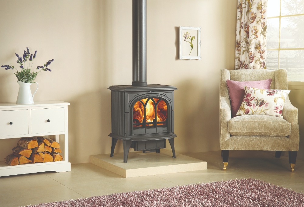 Stovax & Gazco Huntingdon 40 wood burning stove with tracery door